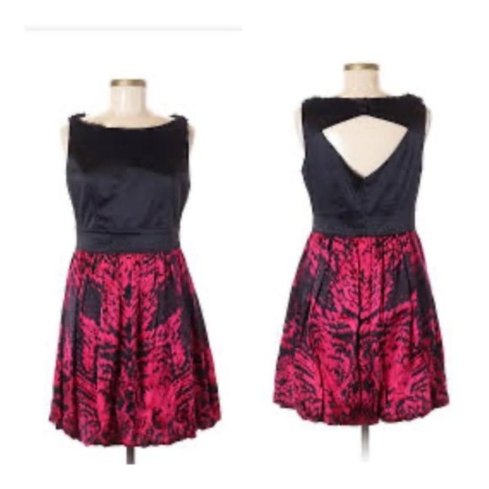 BEBE Primal Bloom Rosette Bubble chiffon Dress Size Small